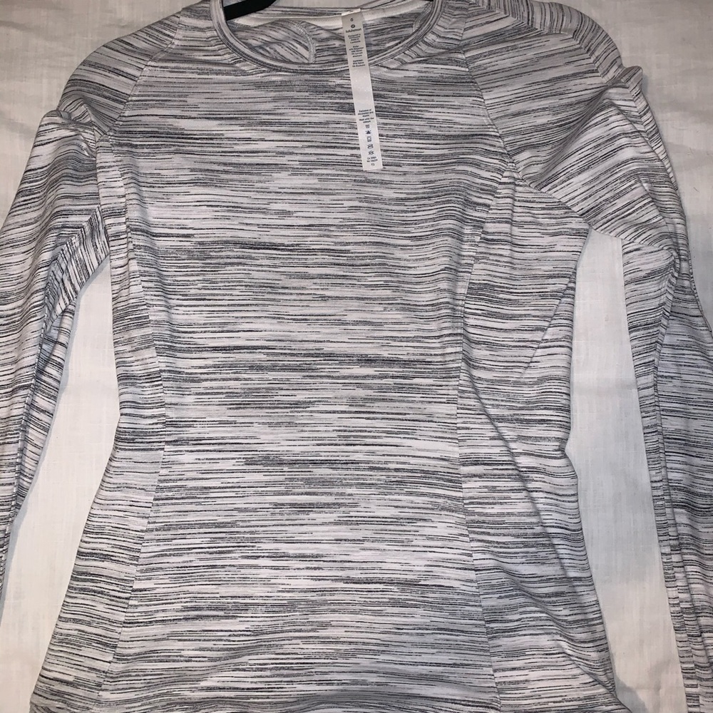 Lulu Lemon long sleeve